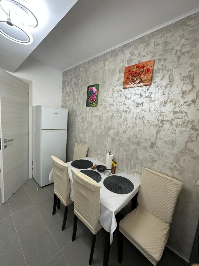 Glamart Apartment Craiova Exteriér fotografie