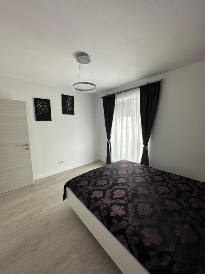 Glamart Apartment Craiova Exteriér fotografie